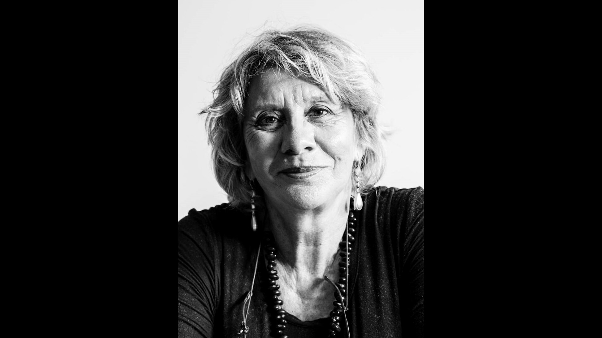 River, desert, island — Julie Janson's stories