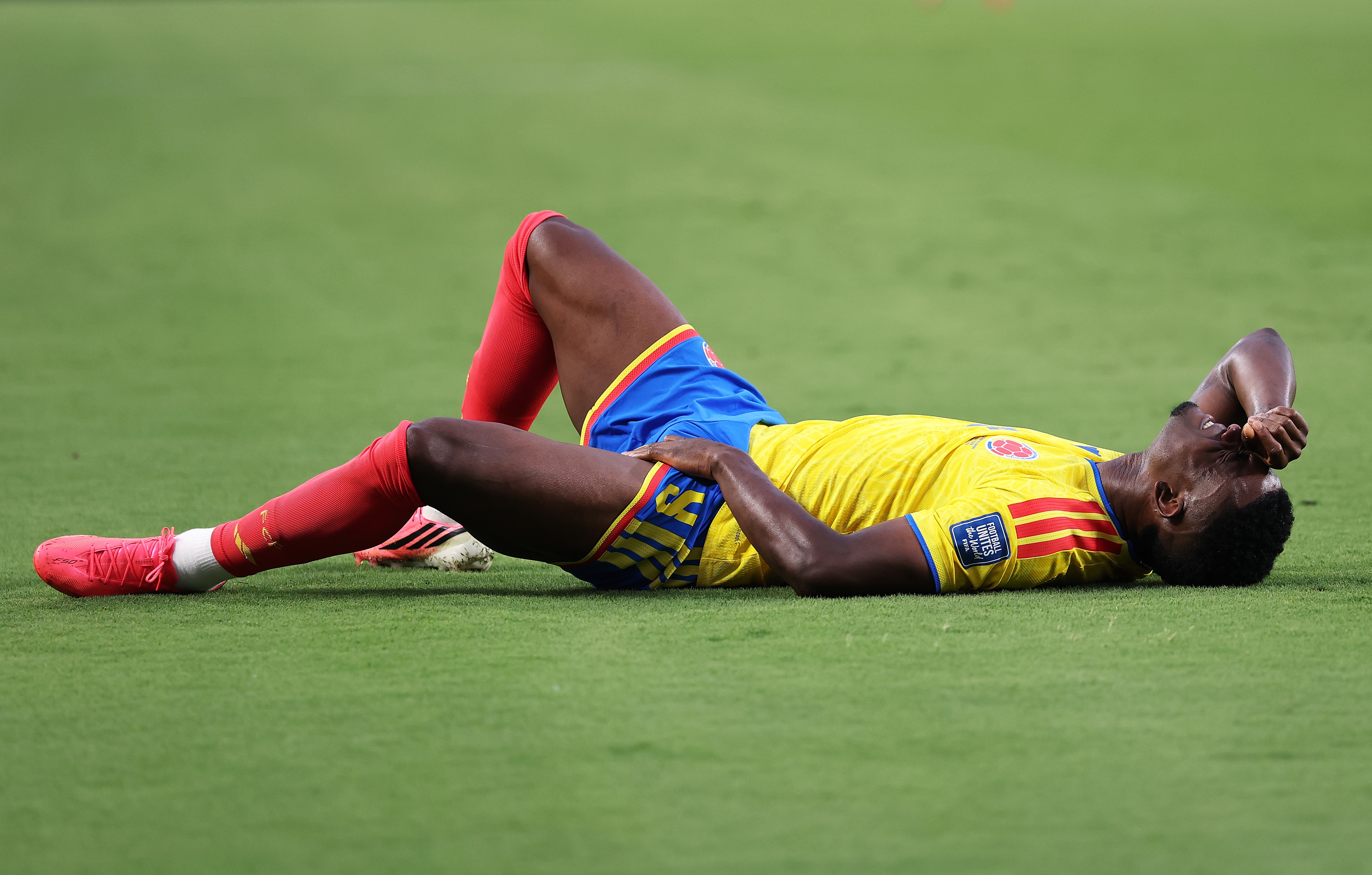 Live: Colombia grabs lead over Ghana as brutal opening sees two players injured