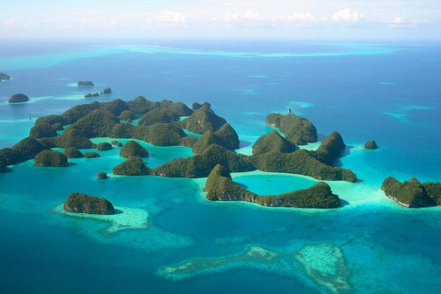 Palau sejatinya tak pernah masuk dalam daftar resmi destinasi wisata China yang resmi.