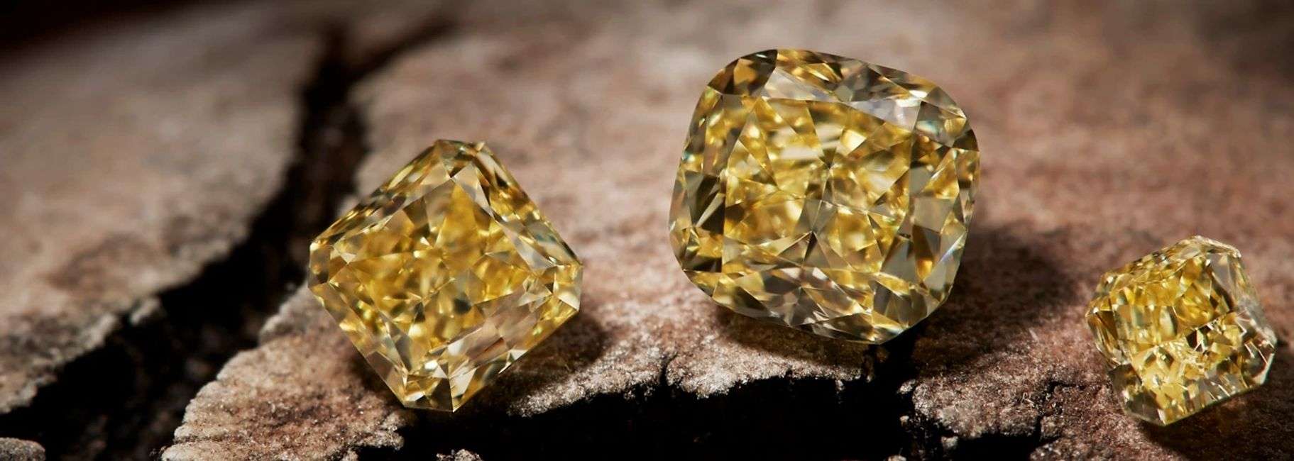 Жёлтый бриллиант продали за рекордные $16,3 млн (новости) YouTube