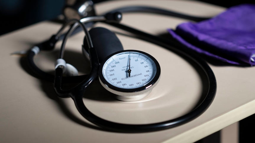 A stethoscope on a table