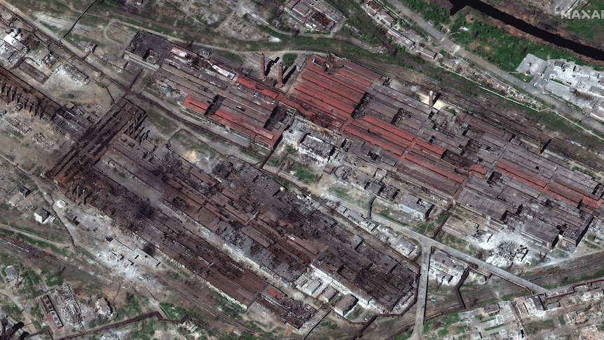 Live: Civilians evacuated from Azovstal steel plant amid relentless strikes on Mariupol – ABC News
