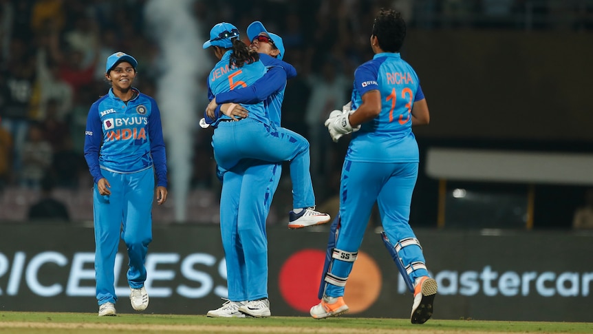 Les femmes australiennes perdent contre l’Inde en T20I alors que la séquence de victoires consécutives au cricket touche à sa fin