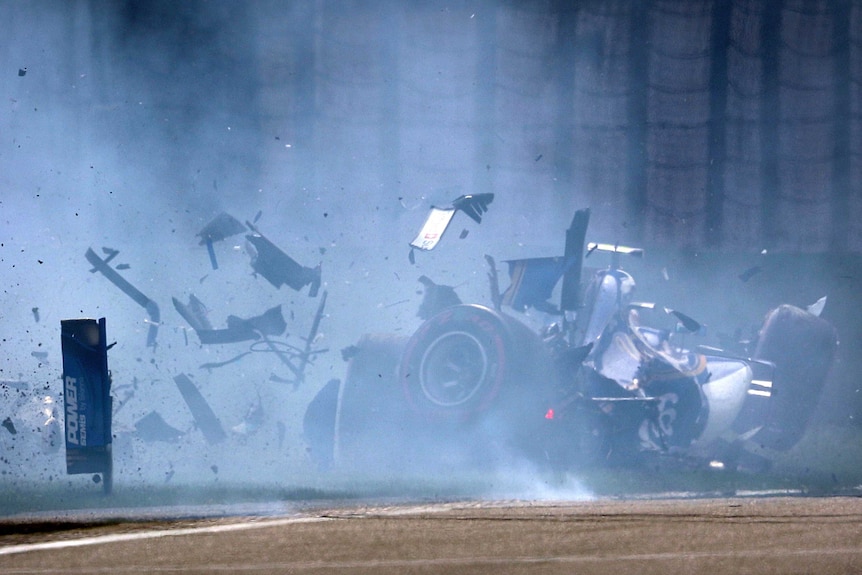 Sauber driver Antonio Giovinazzi crashes into the wall in qualifying for the Chinese F1 grand prix.