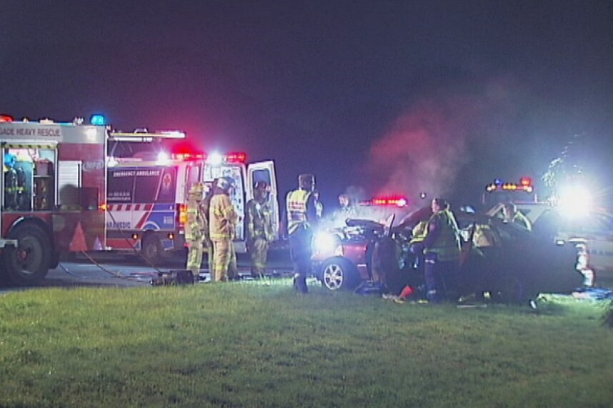 Driver of other vehicle involved in Princes Freeway crash was trapped in her vehicle