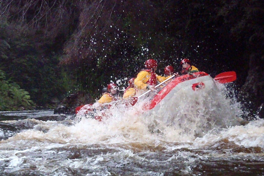 Rafting the King River