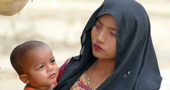 A woman and child in a refugee camp in Bangladesh.