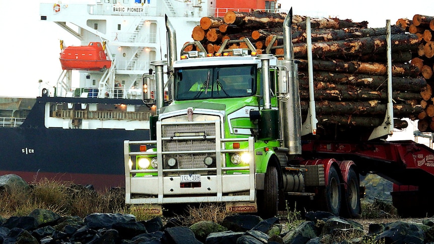 Log truck at the Port of Portland