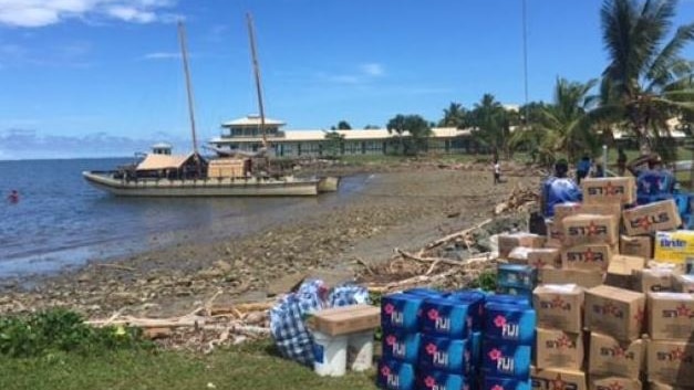 Fijian Uto Ni Yalo traditional canoe