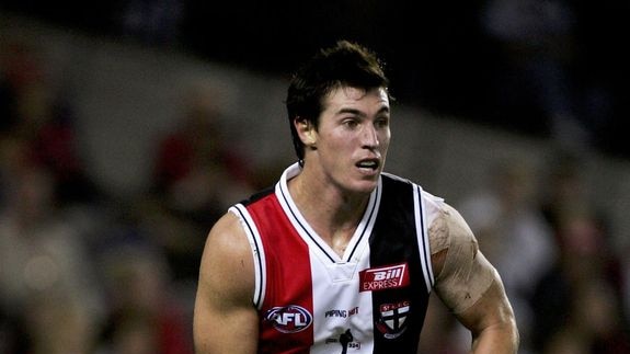 Lenny Hayes says he has used caffeine pills to pep up before matches (file photo).