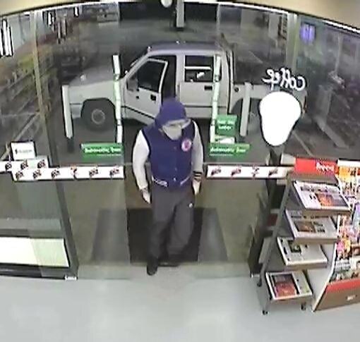 Ute seized after aggravated robbery at Fyshwick servo - ABC News