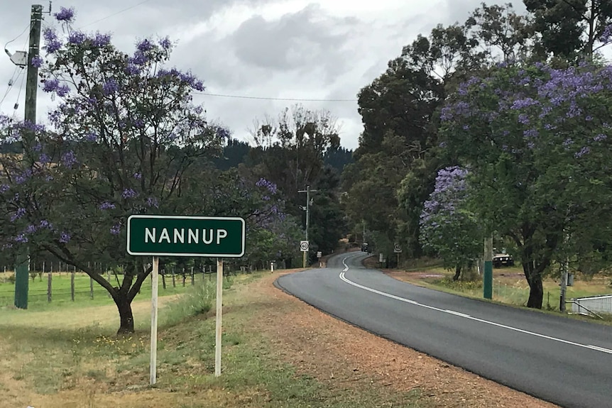A street sign for Nannup.