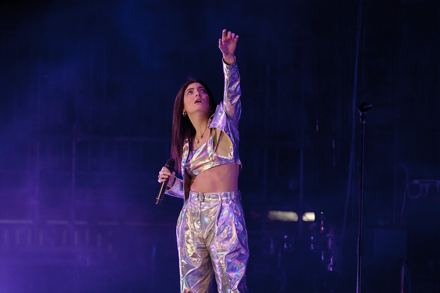 Lorde performing at the Amphitheatre live at Splendour In The Grass 2018