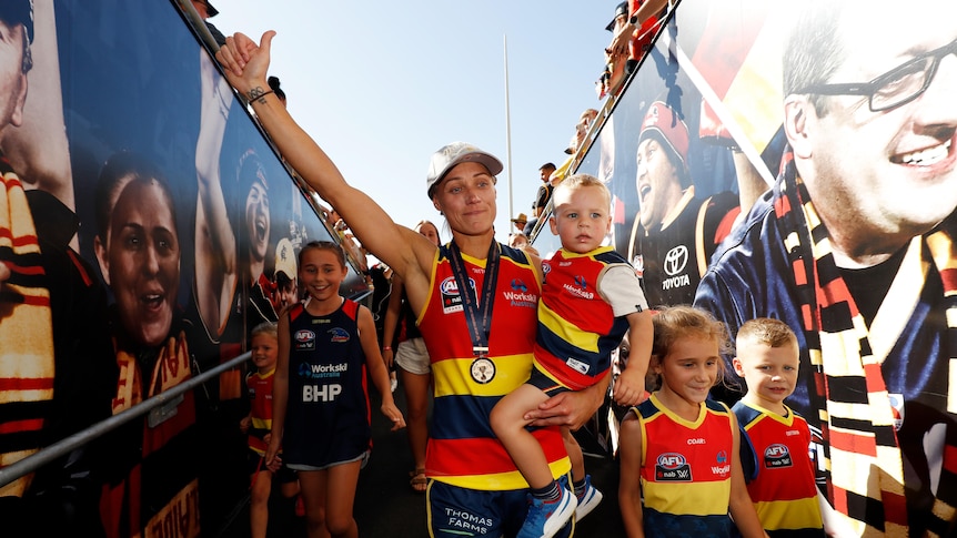 Erin Phillips reste bouche bée sur l’avenir alors que la dynastie AFLW d’Adélaïde sera testée par Port Showdown