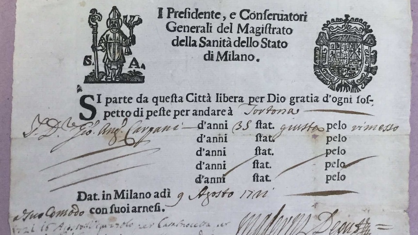 Image of a document in old script, Italian language