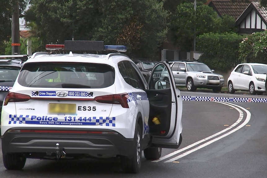 nsw police cordon off a street at tamarama as they investigate the death of a man in the early hours of sunday morning