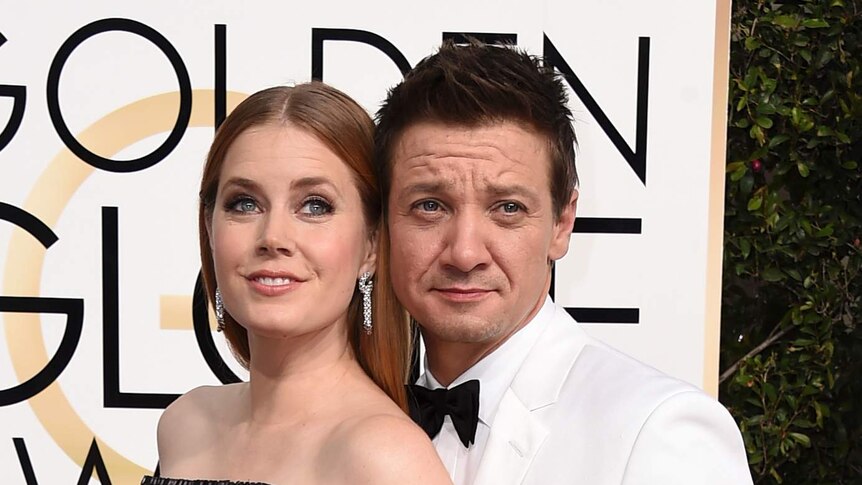 Amy Adams and Jeremy Renner on the red carpet of the 74th annual Golden Globe awards, January 8, 2017.