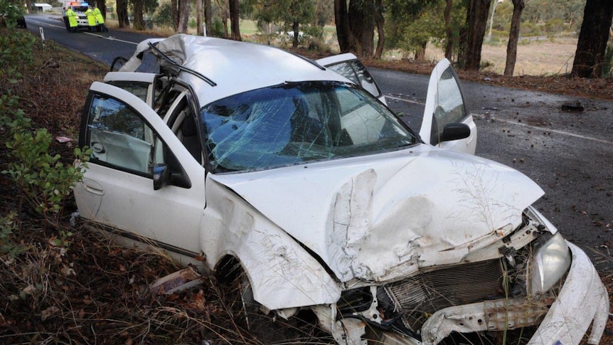 Woman and two children injured in Chidlow crash