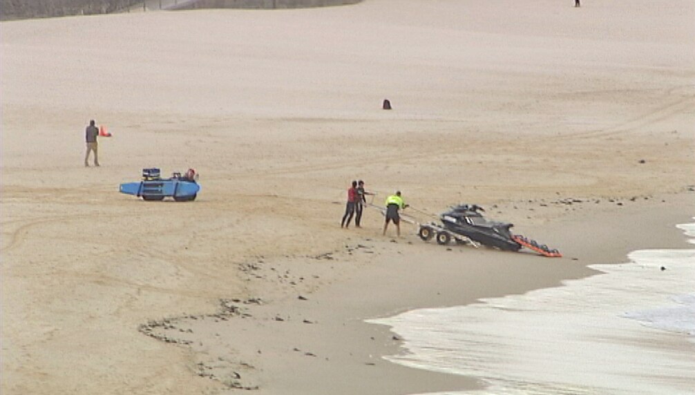 Search continues for Japanese swimmer missing off Sydney's Bondi Beach ...