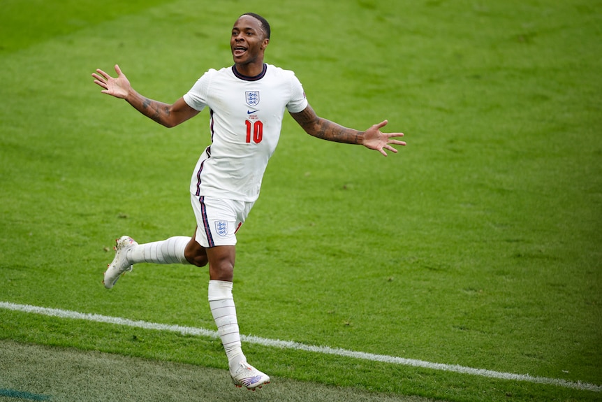 England Beats Germany 2 0 At Euro Raheem Sterling And Harry Kane Get The Goals Abc News