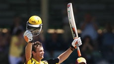 Adam Gilchrist warmed up for the Ashes with an impressive knock against Queensland.