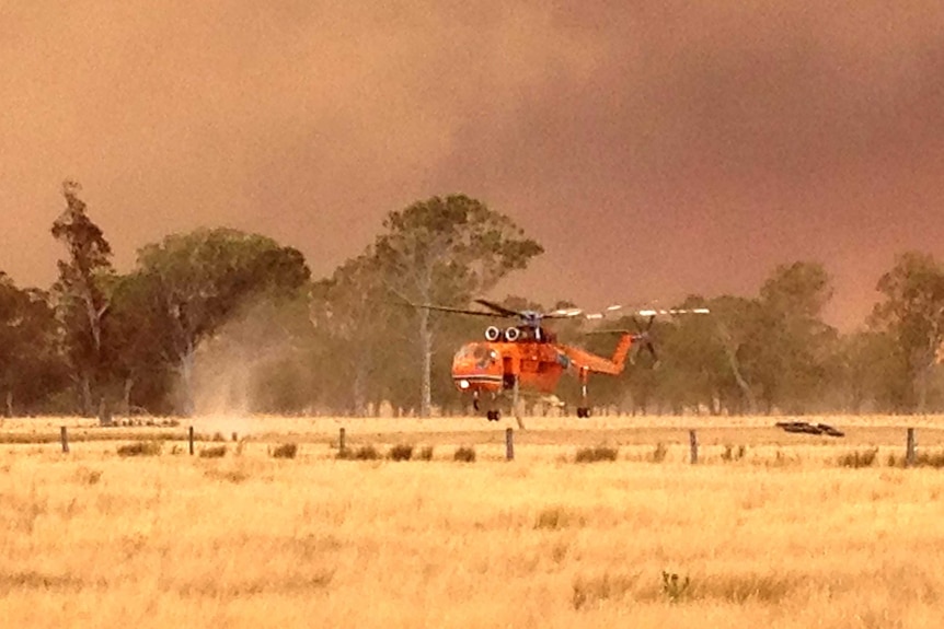 Helicopter battles blaze