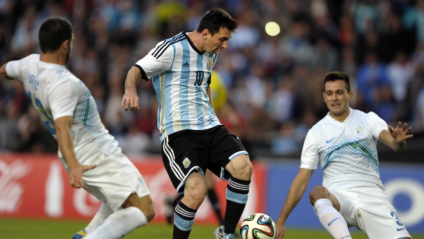Messi ghosts past Slovenia defence