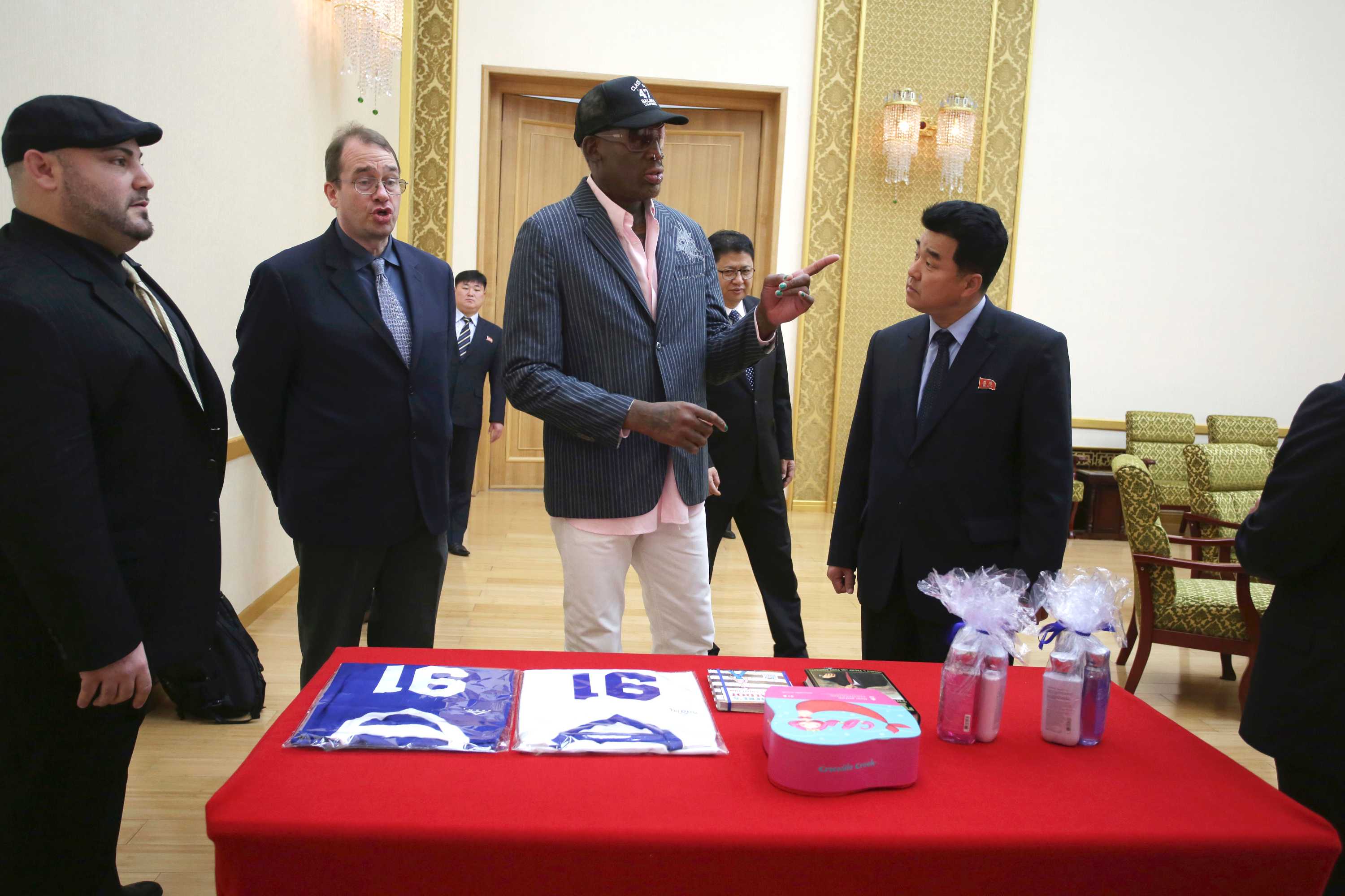 Dennis Rodman Gifts Donald Trump S Book To Kim Jong Un Praises North Korean Athletes Abc News