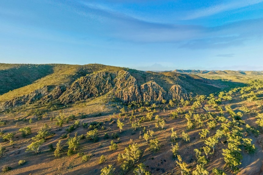 Vista aérea del Parque de Conservación Warraweena en la Cordillera de Flinders.