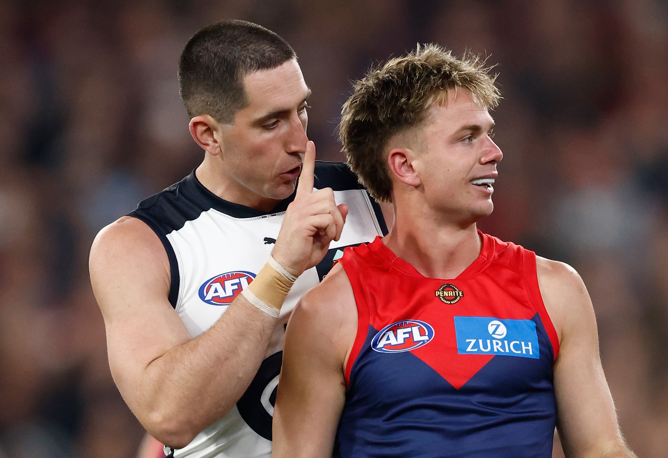 Live: Fiery start to crucial Demons-Blues wildcard clash