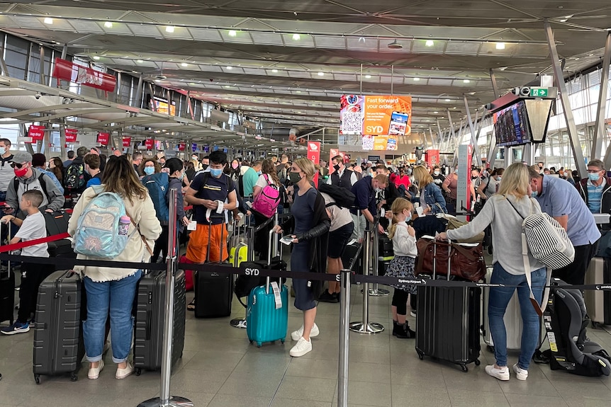Sydney Airport delays April 13