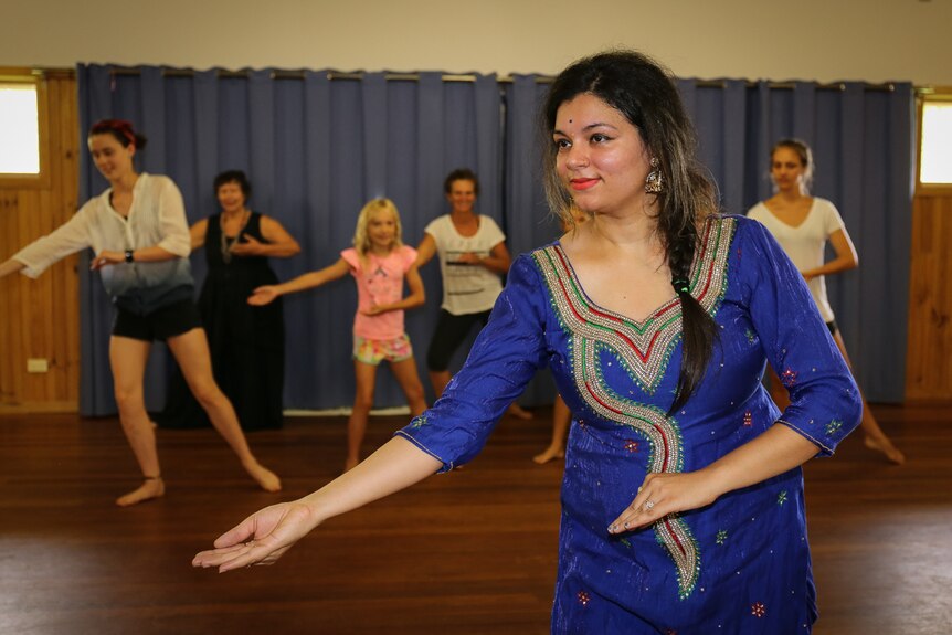 Manisha Jassal dancing