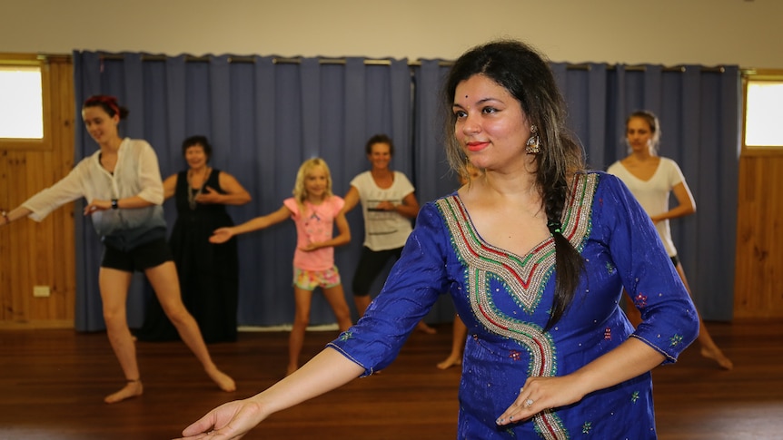 Manisha Jassal dancing