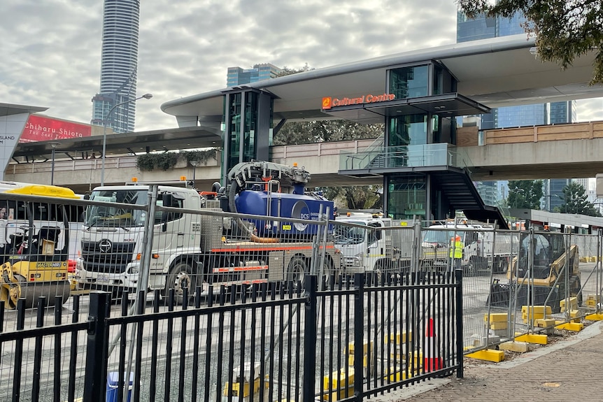 Construction at Brisbane Cultural Centre station