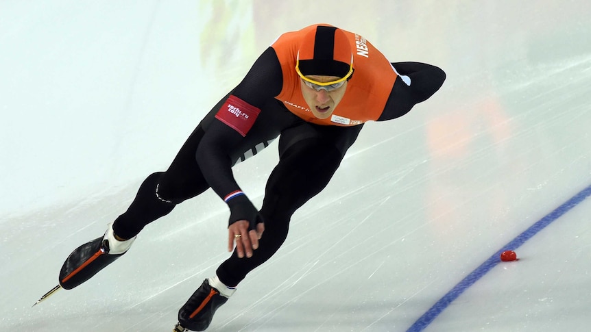 Stefan Groothius en route to 1000m speed-skating gold