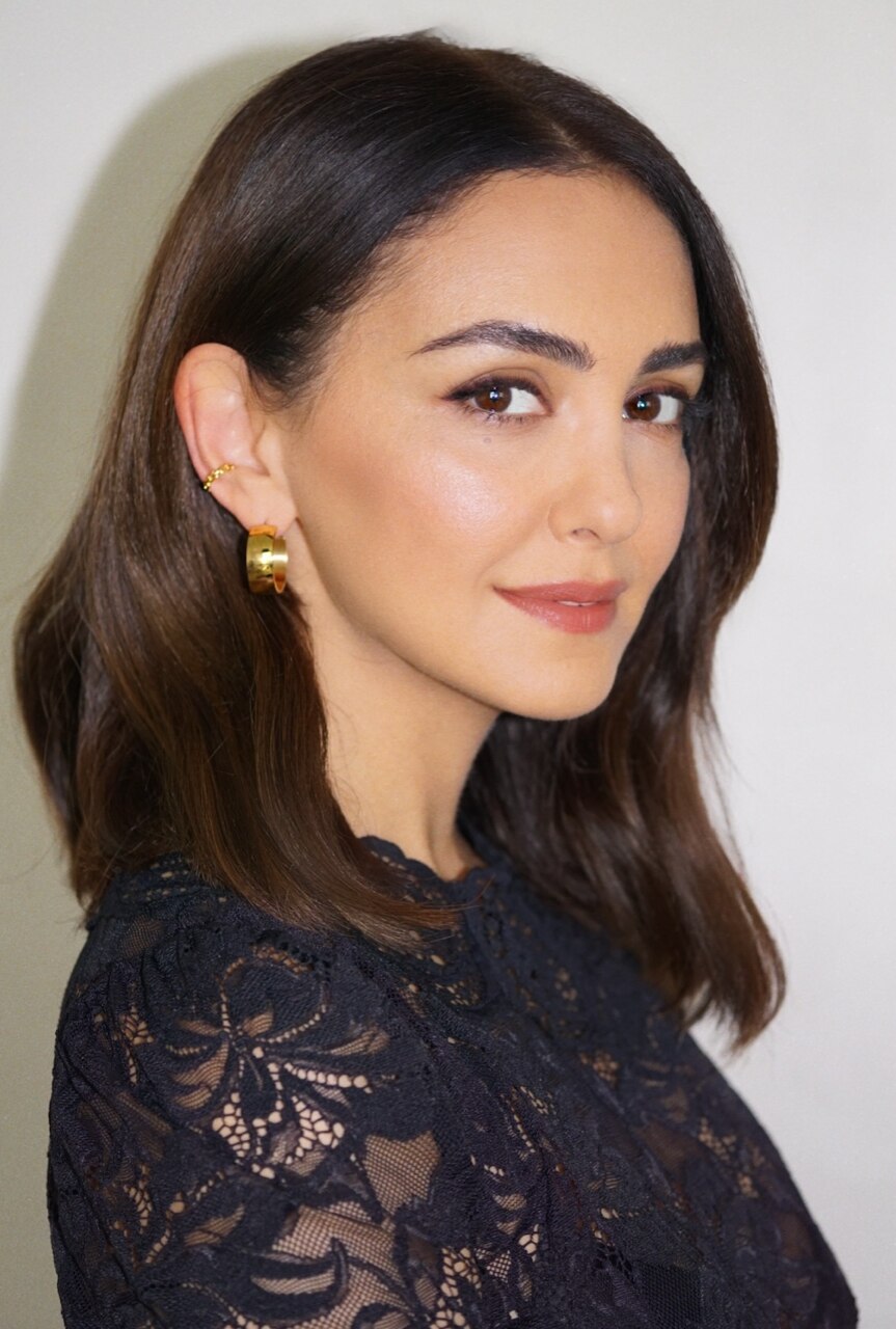 Nazanin Boniadi colour headshot HR