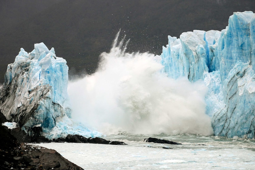 Ice bridge collapses