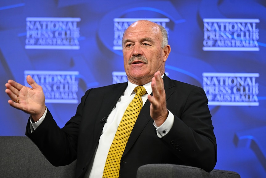 Wally Lewis speaks at the National Press Club of Australia