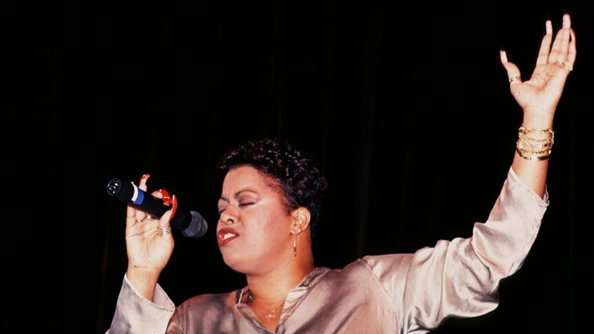 Robin S performs at Great Woods Amphitheater on June 4, 1994