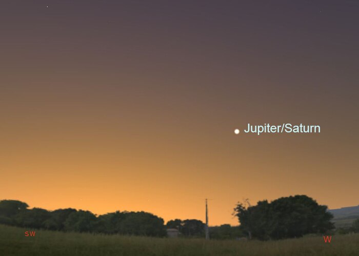 Jupiter and Saturn on December 21 from Sydney at 8:30PM (AEDT)