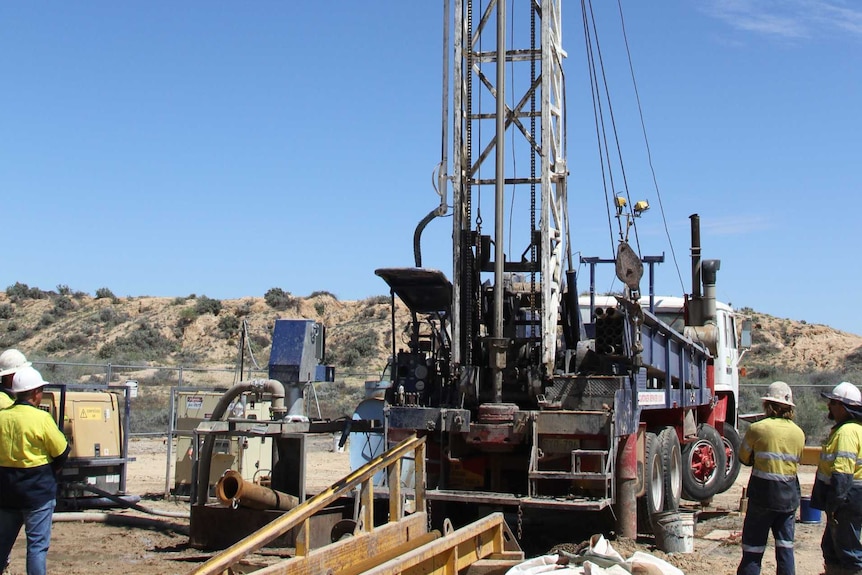 Water drilling rig