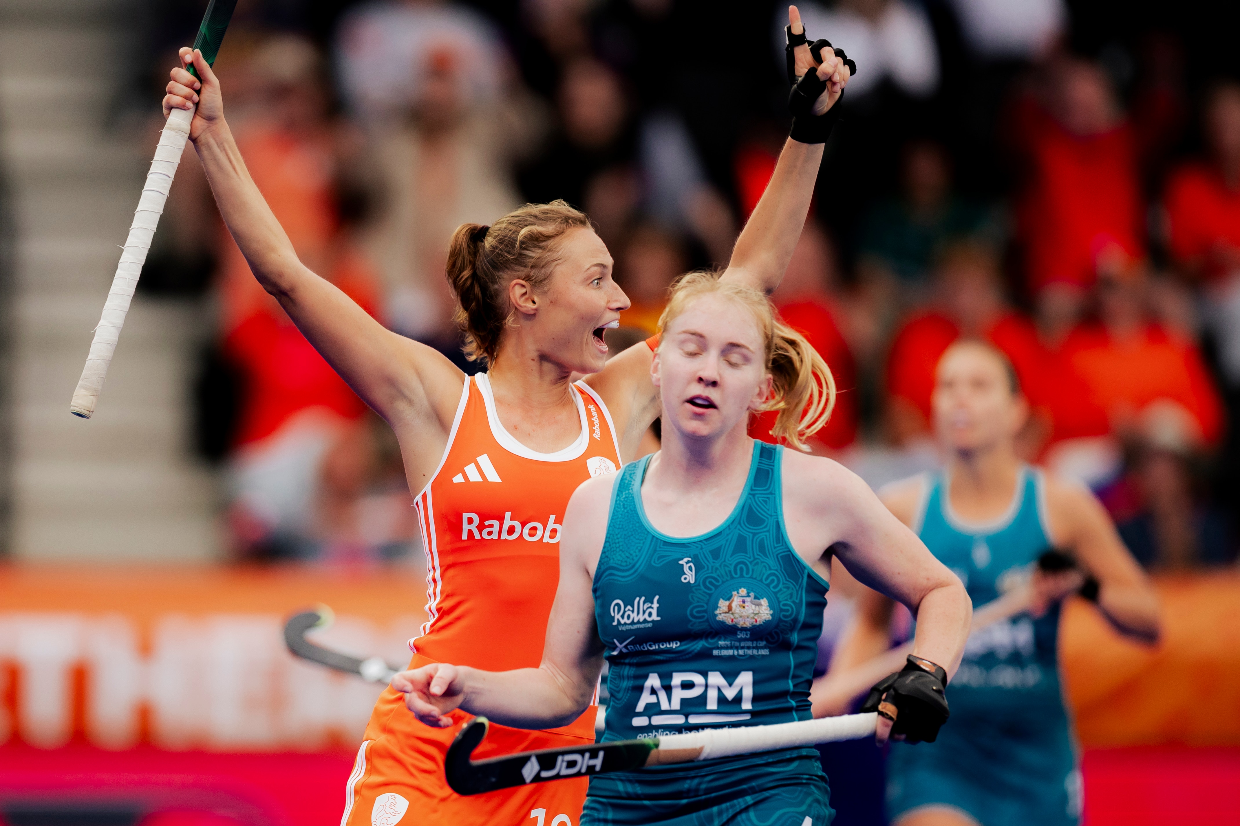 Hockeyroos downed by reigning champions in World Cup pool match