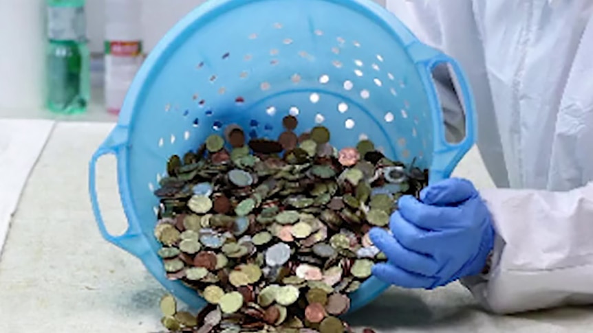 What happens to the Trevi Fountain coins? ABC News What happens to the Trevi Fountain coins? ABC News