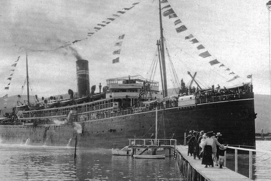 SS Kanowna leaving Cairns for Thursday Island in August 1914 with men of the Dirty 500