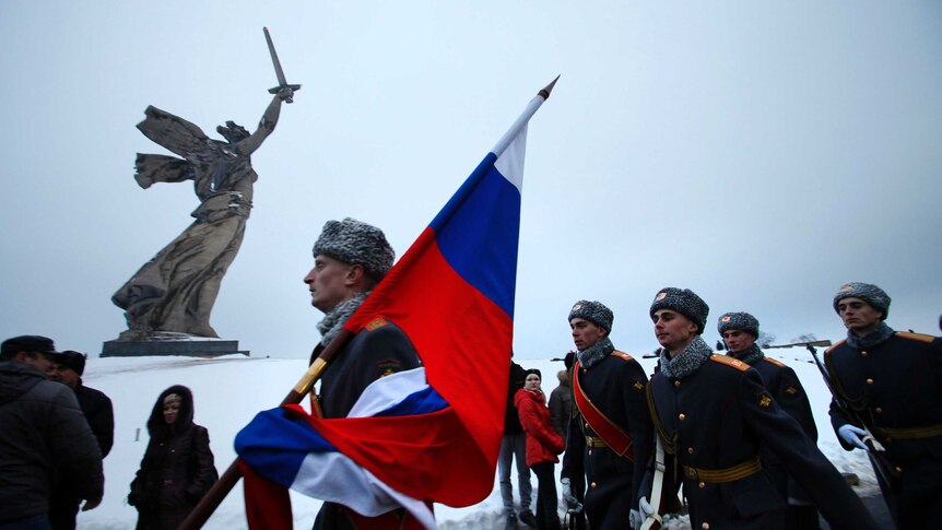 Russia soldiers march on Stalingrad anniversary