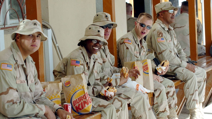 Banned: US soldiers eating hamburgers at Bagram air base