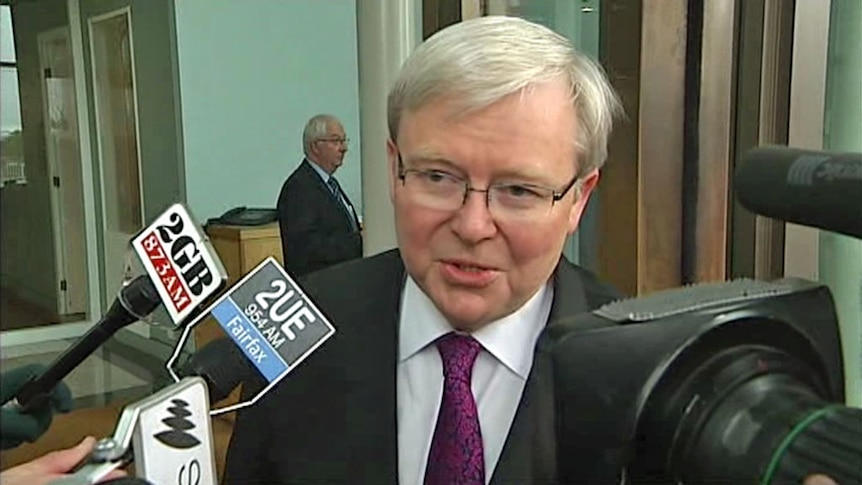 Rudd calls on Labor to 'pull their heads in'