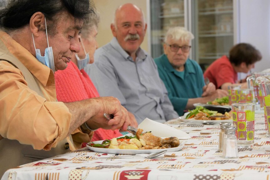 Eaglehawk locals are enjoying their first community lunch since the pandemic began.