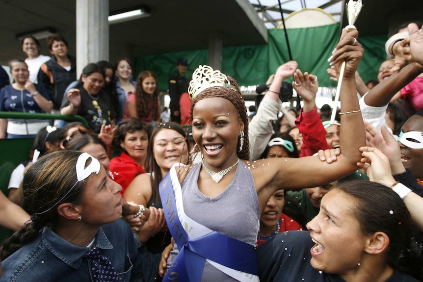 Angela Patricia Valoyes celebrates her win at the end of the 2006 pageant.