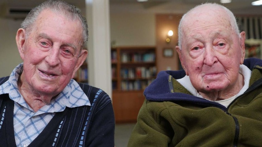 Gordon Briggs dan Bill Ryan akan bergabung dengan klub usia 100 tahun depan.